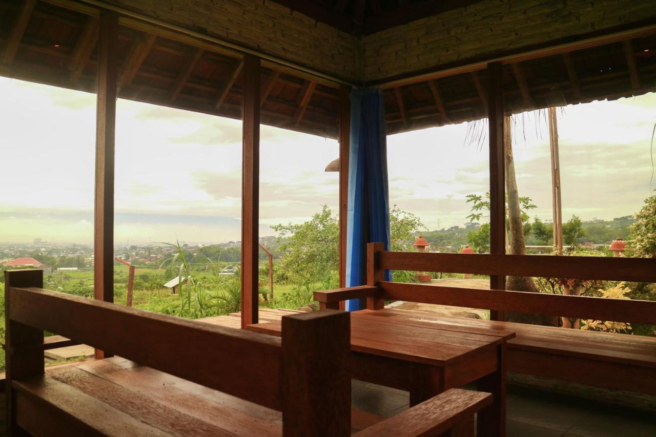 Amina Hill View Villa Malang By Ecommerceloka 外观 照片