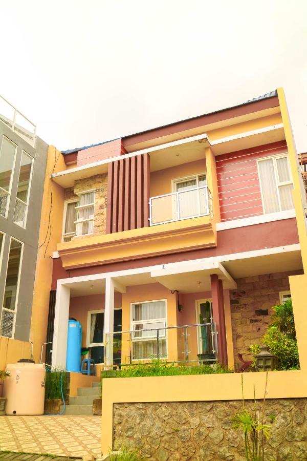 Amina Hill View Villa Malang By Ecommerceloka 外观 照片