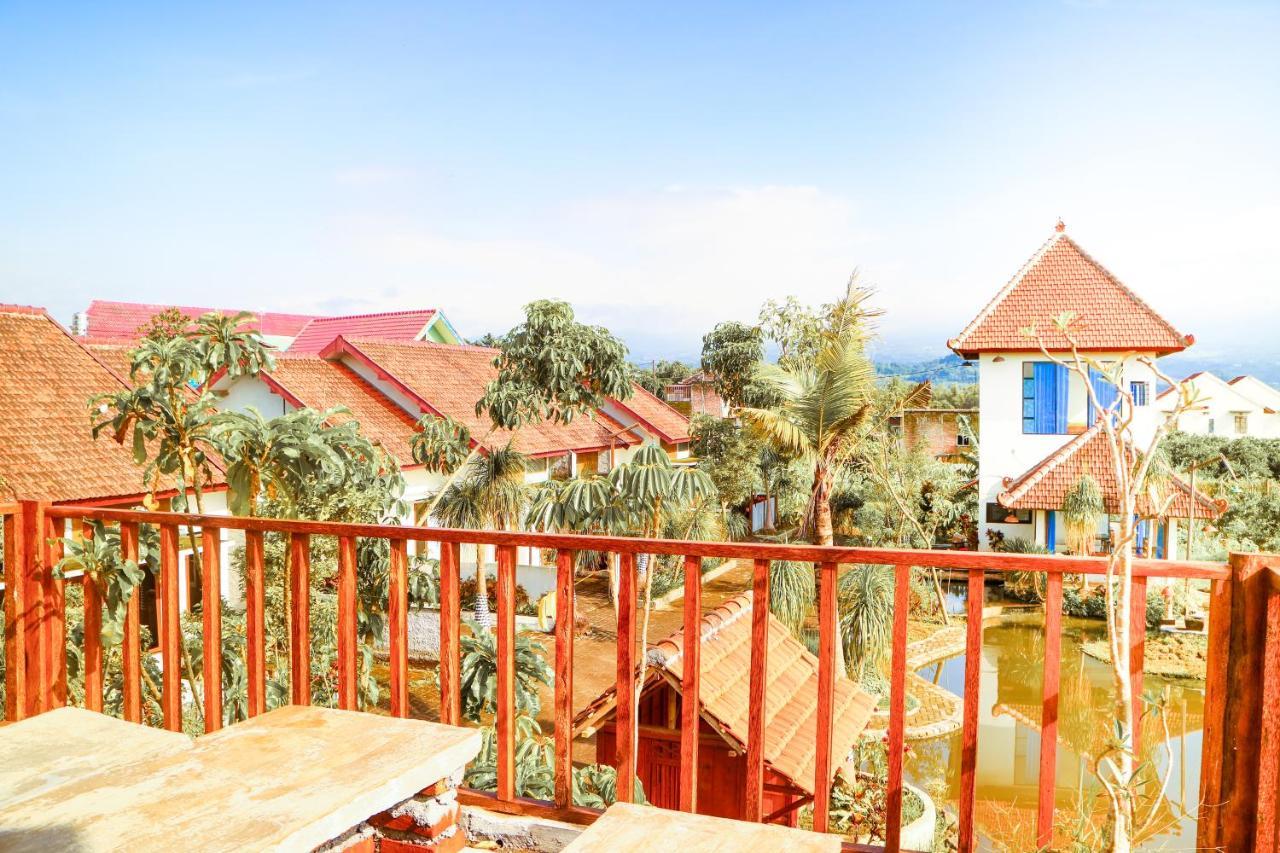 Amina Hill View Villa Malang By Ecommerceloka 外观 照片